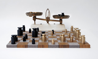 Weight-based chess board