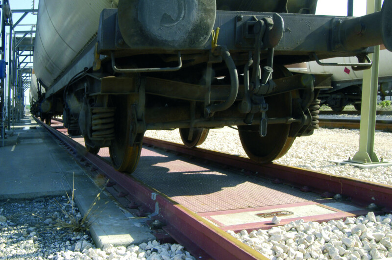 Cooperativa Bilanciai Case Study - Weighing on Rails in ATEX area
