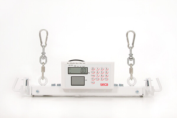 Article by Solent Scales Services Ltd.: How to Use Hoist Scales