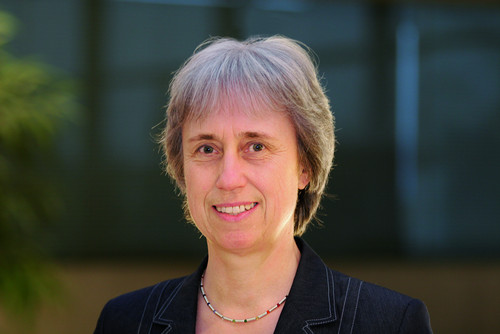 Sartorius metrology expert Veronika Martens receives OIML Medal