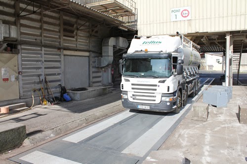 A 36-Meter Weighbridge from Precia Molen installed at Tellus Nutrition Animale 